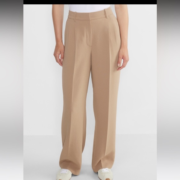 The Effortless Pant - Picture 1 of 4